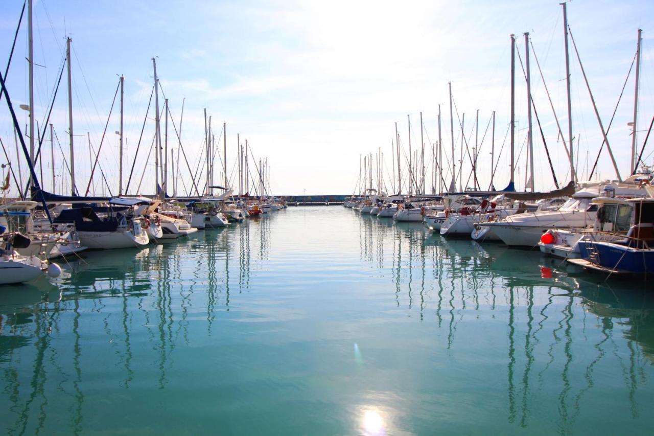 Global Properties, Moderno Apartamento En Canet Al Mar カネット・デ・ベレンゲル エクステリア 写真