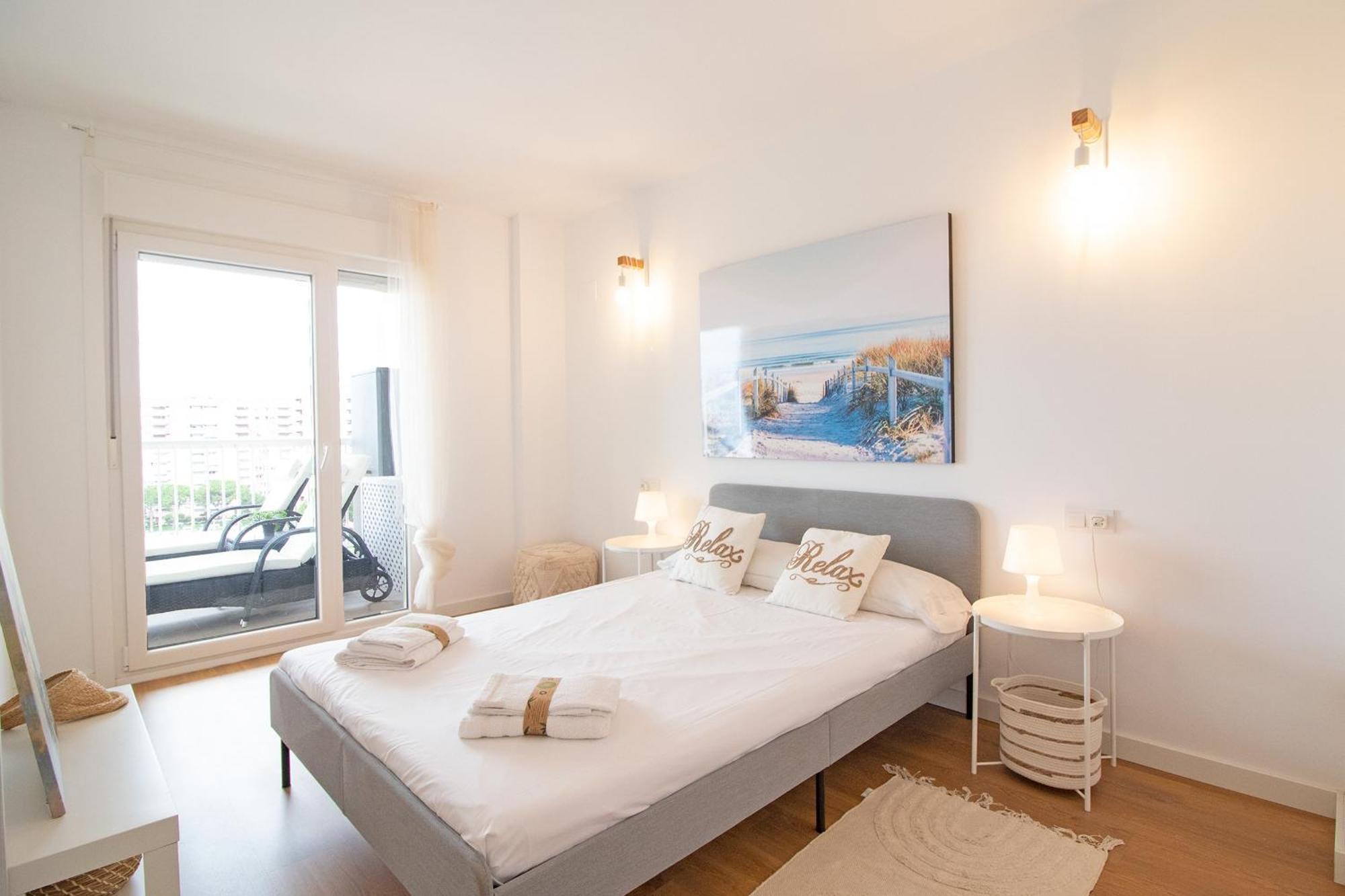 Global Properties, Moderno Apartamento En Canet Al Mar カネット・デ・ベレンゲル エクステリア 写真